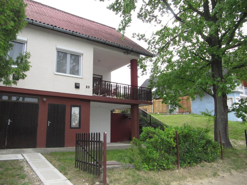 Budai Garden House Hévíz الغرفة الصورة