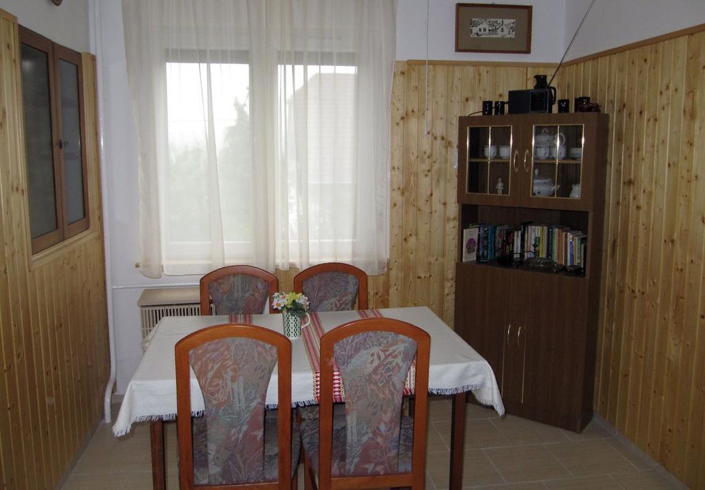 Budai Garden House Hévíz الغرفة الصورة